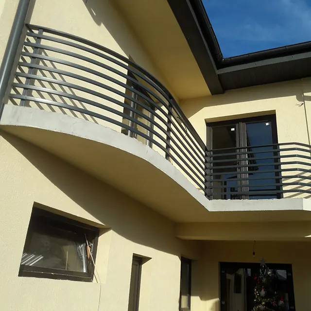 Balustradă curbată cu bare orizontale (B14) – poza 1 din 1